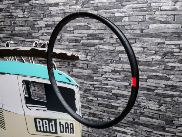 Santa Cruz, Reserve 30 SL Rim 29" 28 Loch