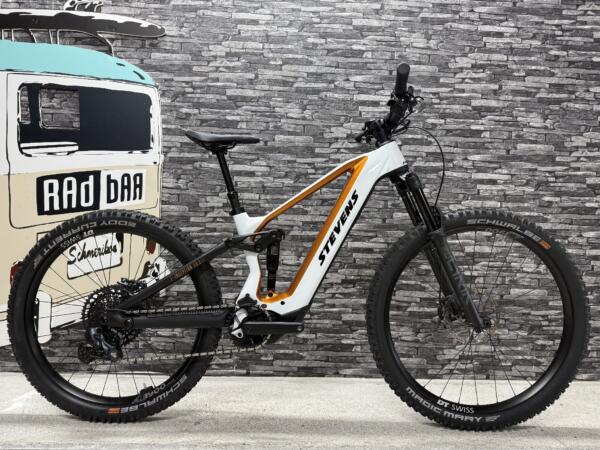 Stevens Herbst Aktion, E-Inception, AM 8.7.1, Gr. 16" inkl. Upgrade Shimano XT 4 Kolben Bremse