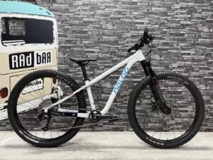 Naloo Hill Bill 26" Mk3, white