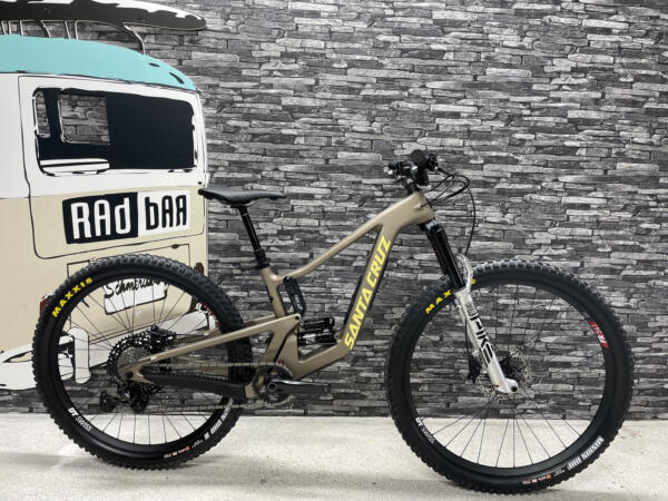 Santa Cruz 5010, 5.0 CC, Custom, Gr. XS Aktion der Woche für kleine Biker mit hohen Ansprüchen