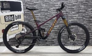 Pivot Trailcat LT 29", LG, Pro XT Di2