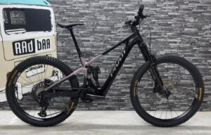 Pivot Pivot Shuttle AMP'D Mullet MX Pro, Gr. M